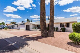 8007 E Monte Vista Rd in Scottsdale, AZ - Building Photo - Building Photo
