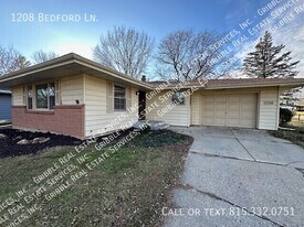 1208 Bedford Ln in Rockford, IL - Building Photo