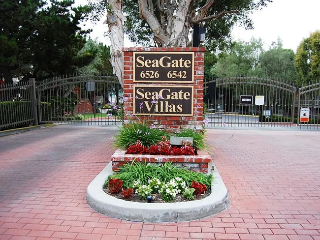 property at 6526 Ocean Crest Dr