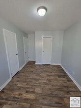 122 Pony Pl in Martinsville, VA - Foto de edificio - Building Photo