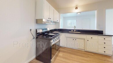 2741 Marilyn Ave in Shasta Lake, CA - Building Photo - Building Photo