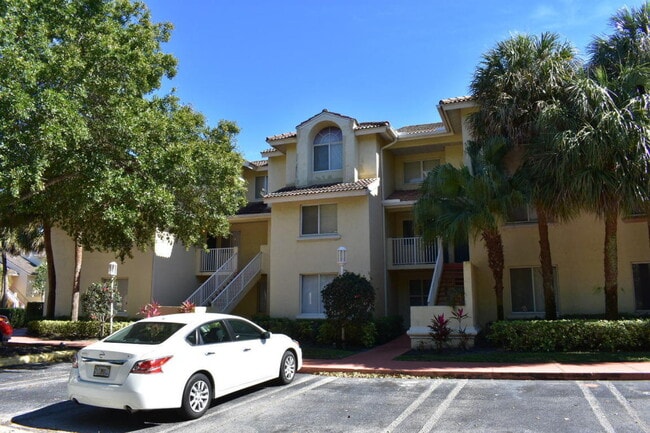 property at 6202 Glenmoor Dr