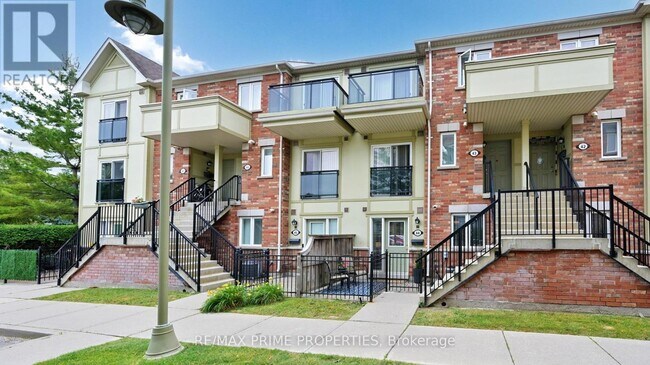 2265-2265 Bur Oak Ave in Markham, ON - Building Photo - Building Photo