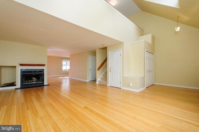 18 Hanover Ct in Princeton, NJ - Building Photo - Building Photo