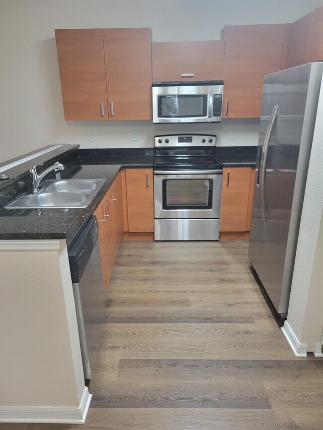 7525 39th Pl N in St. Petersburg, FL - Building Photo - Building Photo