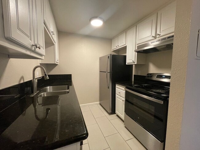 property at 2113 O St