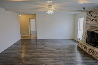 2120 Teakwood Ln in Plano, TX - Building Photo - Building Photo