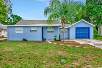 1515 Sadlon Ave in Belleair, FL - Building Photo - Building Photo