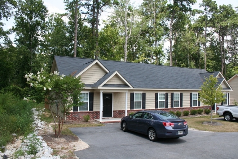 Owens Landing in Evans, GA - Building Photo