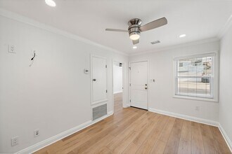 211 20th St in Newport Beach, CA - Building Photo - Building Photo