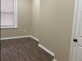 1321 N 60th St in Philadelphia, PA - Building Photo