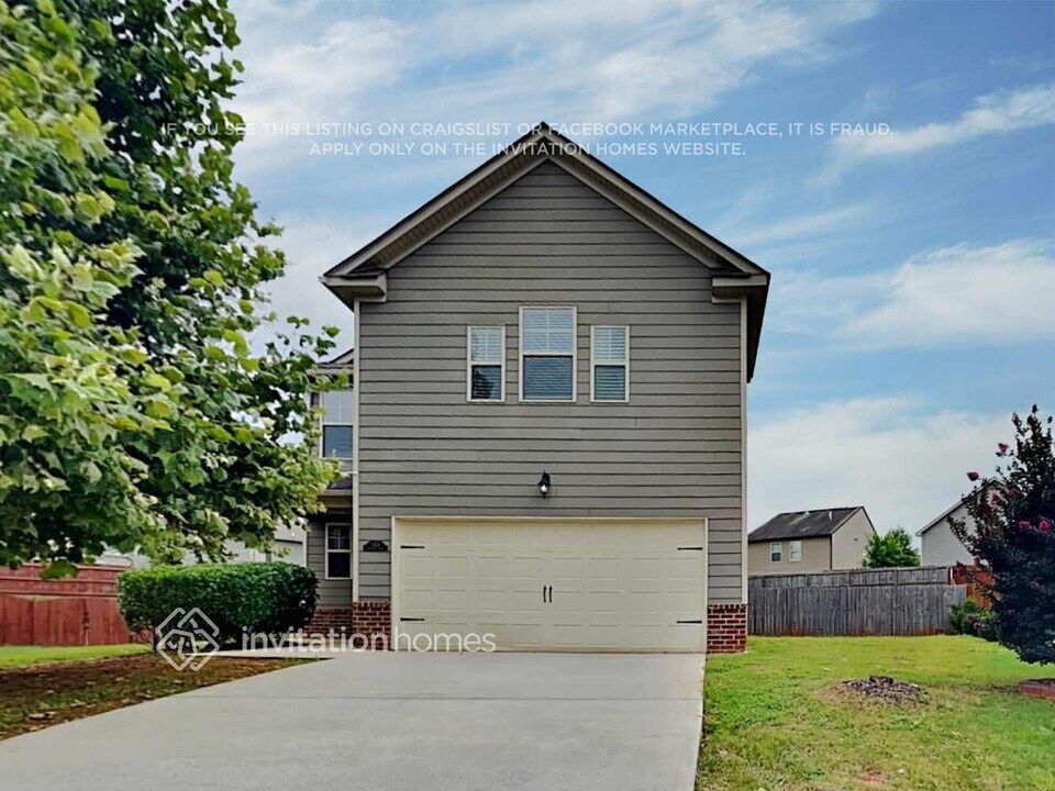 1833 Crandon Ct in Mcdonough, GA - Building Photo
