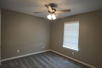 5916 Villa Rosa Way-Unit -Unit 5916 in Tyler, TX - Building Photo - Building Photo