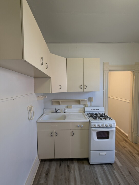 7 S 7th St, Unit B in Marshalltown, IA - Foto de edificio