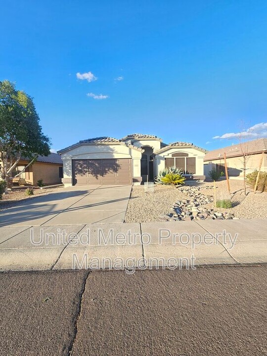 10262 W Jessie Ln in Peoria, AZ - Building Photo