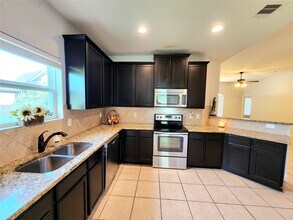 22607 August Crow Dr in Hockley, TX - Building Photo - Building Photo