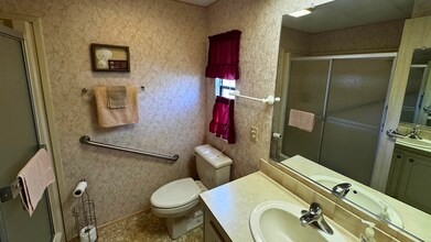 6253 Imperial Dr in North Fort Myers, FL - Building Photo - Building Photo