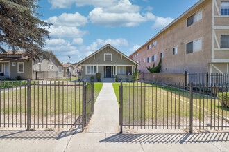 816 Myrtle Ave in Inglewood, CA - Building Photo - Building Photo