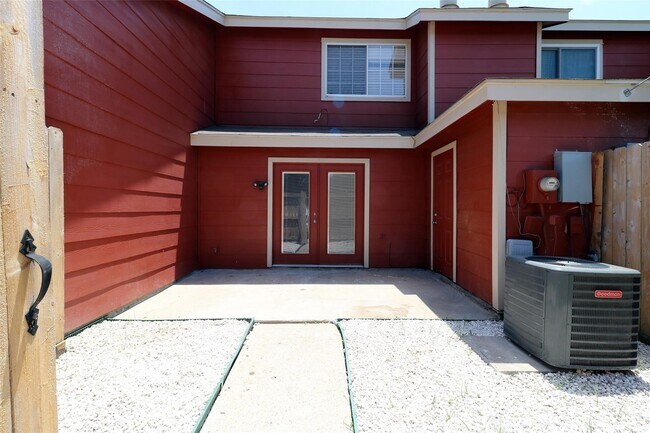 1919 Country Village Blvd in Humble, TX - Building Photo - Building Photo