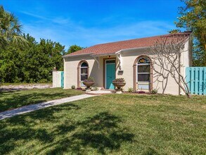 145 18th Ave SE in St. Petersburg, FL - Building Photo - Building Photo