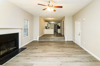 852 Cascade Crossing in Atlanta, GA - Building Photo - Building Photo