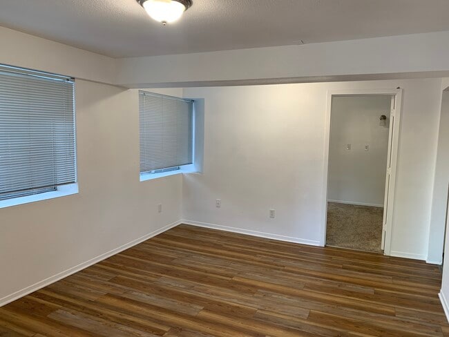 property at 616 S Harrison St