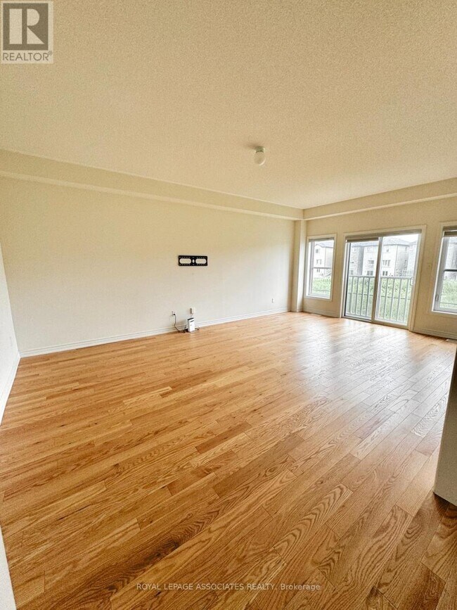 1108 Skyridge Blvd in Pickering, ON - Building Photo - Building Photo