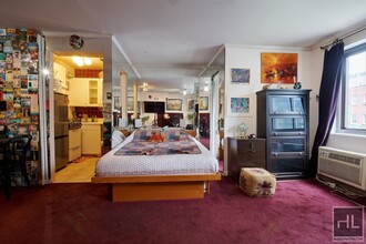 85-88 8th Ave, Unit 2S in New York, NY - Building Photo - Building Photo