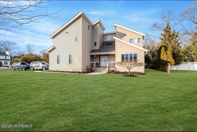 28 Musket Ln in Eatontown, NJ - Building Photo - Building Photo