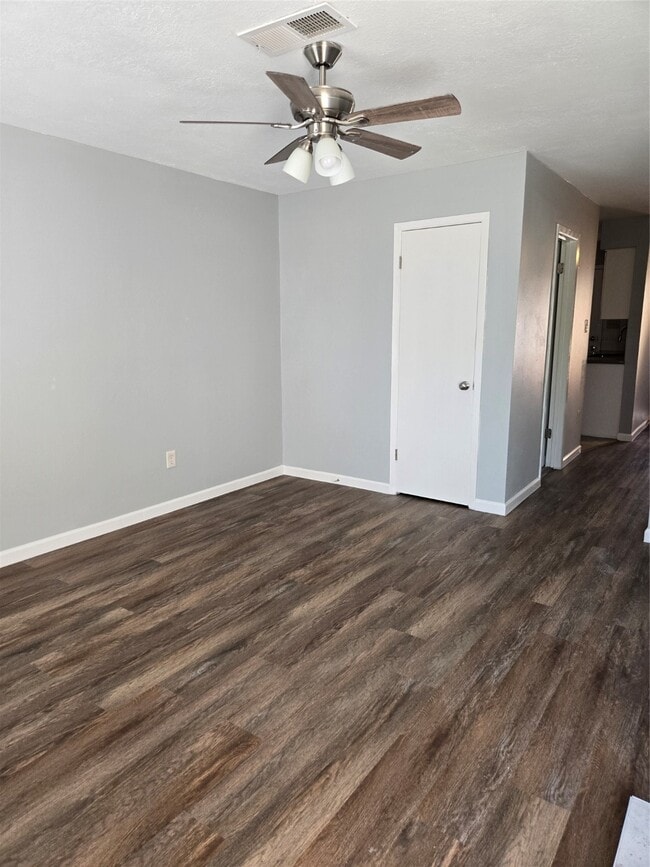 1353 Ramada Dr in Houston, TX - Building Photo - Building Photo