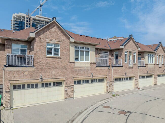 952 Toscana Pl in Mississauga, ON - Building Photo - Building Photo