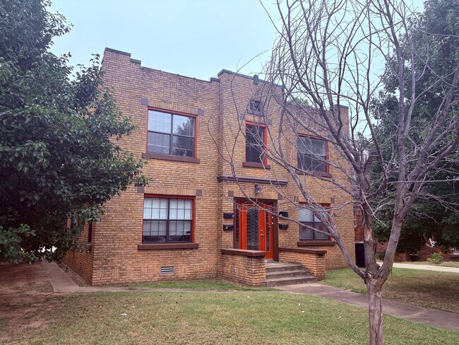 2600 NW 12th St in Oklahoma City, OK - Building Photo - Building Photo