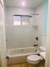 1721 NE 55th St-Unit -1 in Fort Lauderdale, FL - Foto de edificio - Building Photo