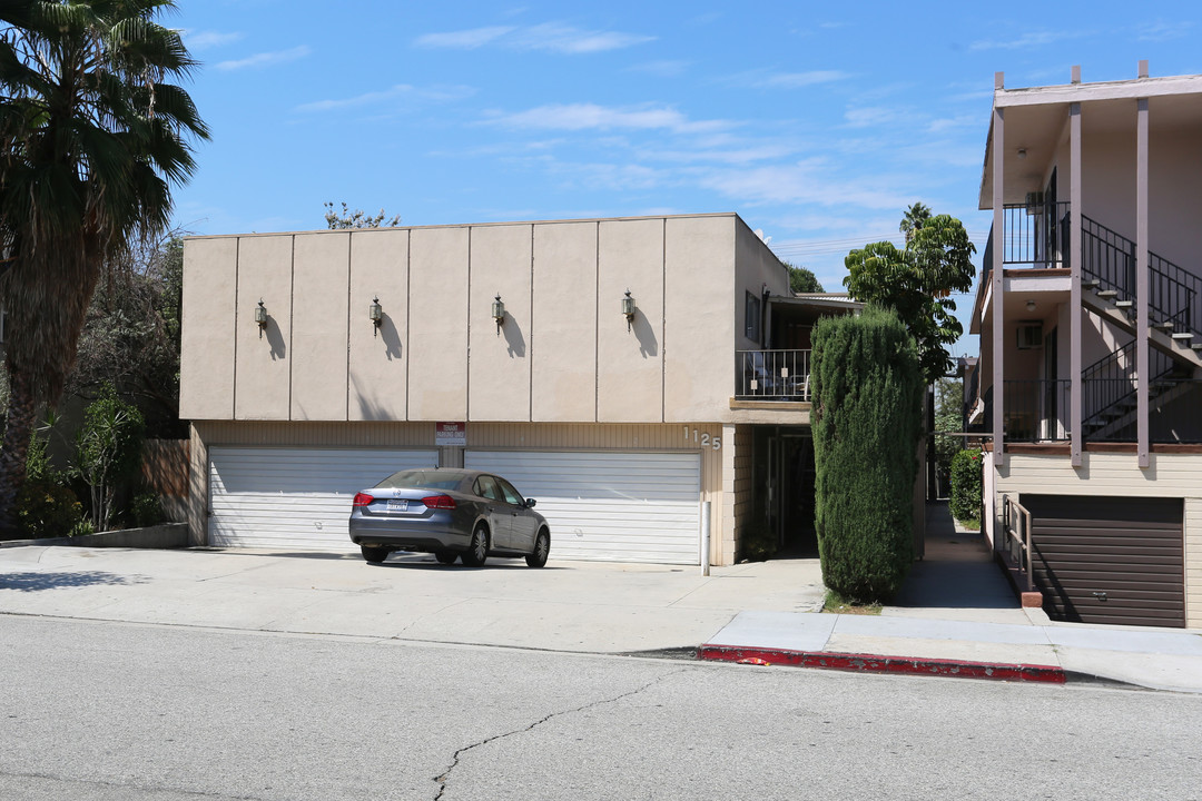 1125 Melrose Ave in Glendale, CA - Building Photo