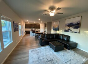 11700 Lily Branch Ln in Austin, TX - Building Photo