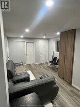 690 Campbell Ave in Windsor, ON - Building Photo - Building Photo