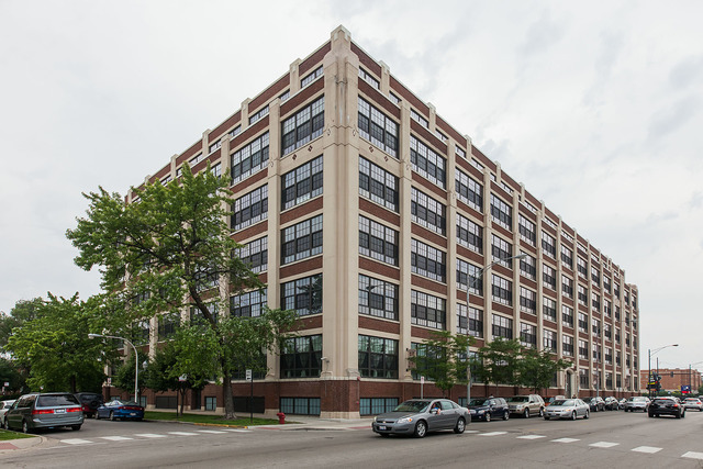 property at 3963 W Belmont Ave