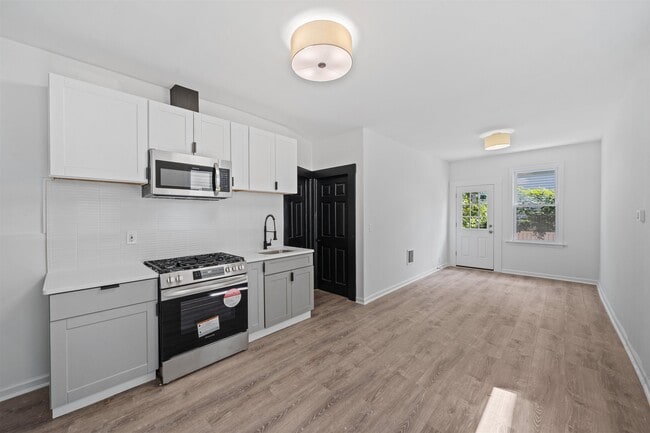 property at 160 Garfield Ave