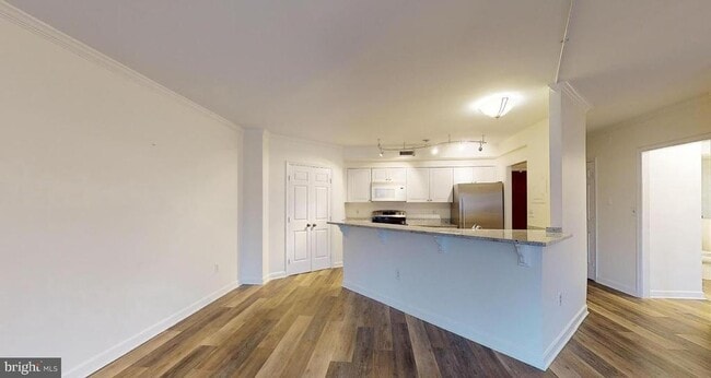 property at 801 S Pitt St