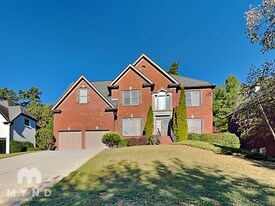 12515 Magnolia Cir in Alpharetta, GA - Building Photo