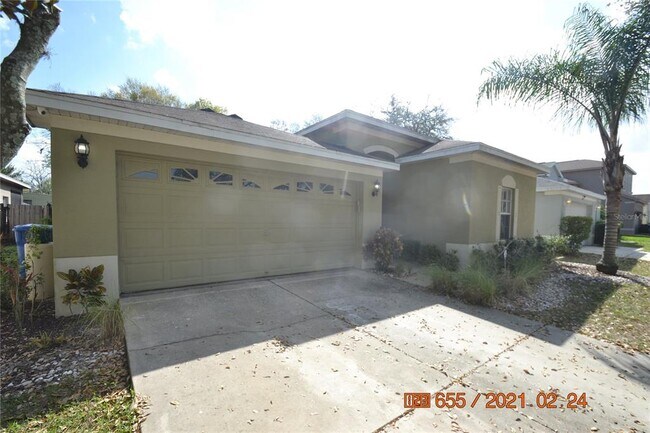 813 Parsons Pointe St in Seffner, FL - Building Photo - Building Photo