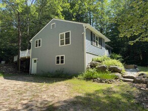152 Town Line Rd in Conway, NH - Building Photo - Building Photo