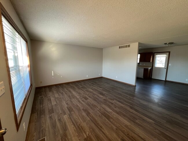 2408 NW 51st St in Lincoln, NE - Building Photo - Building Photo