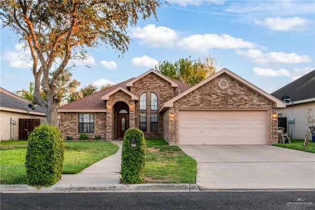 23 Midlands Cir