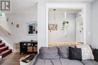 169 Kingston Rd in Toronto, ON - Building Photo - Building Photo
