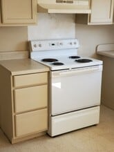 1505 Goodyear Ave in Lakeland, FL - Building Photo - Building Photo