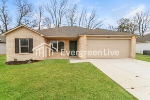 163 Meadow Dr in Beebe, AR - Building Photo