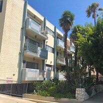 440 Hayworth Ave, Unit 307 in Los Angeles, CA - Building Photo