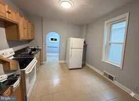 762 E Willard St in Philadelphia, PA - Building Photo