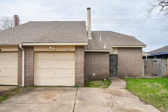 16410 Monte Carlo Ln in Houston, TX - Building Photo - Building Photo